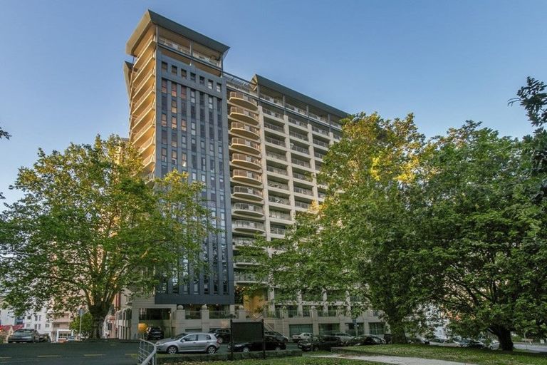 Photo of property in The Statesman Apartments, 710/1 Parliament Street, Auckland Central, Auckland, 1010
