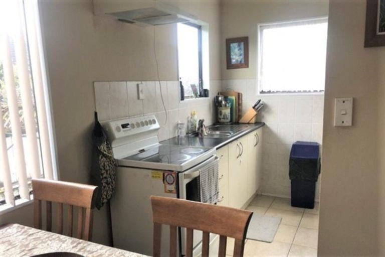 Photo of property in 1/12 Avis Avenue, Papatoetoe, Auckland, 2025