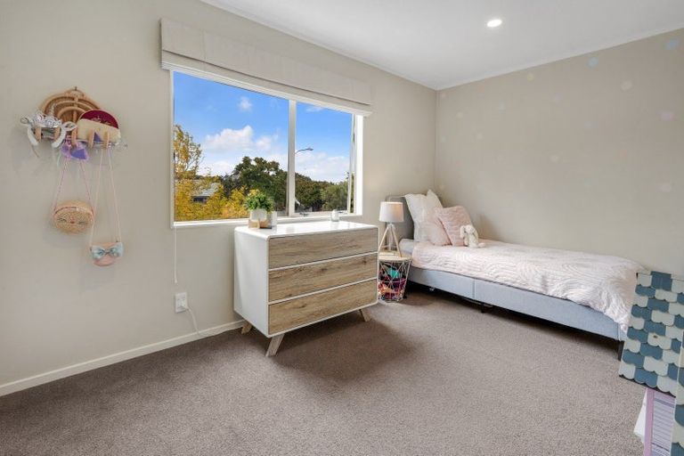 Photo of property in 1/96 Frank Nobilo Drive, Golflands, Auckland, 2013