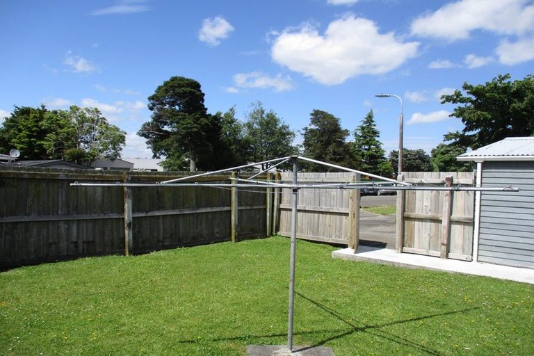 Photo of property in 10 Pirie Street, Palmerston North, 4410