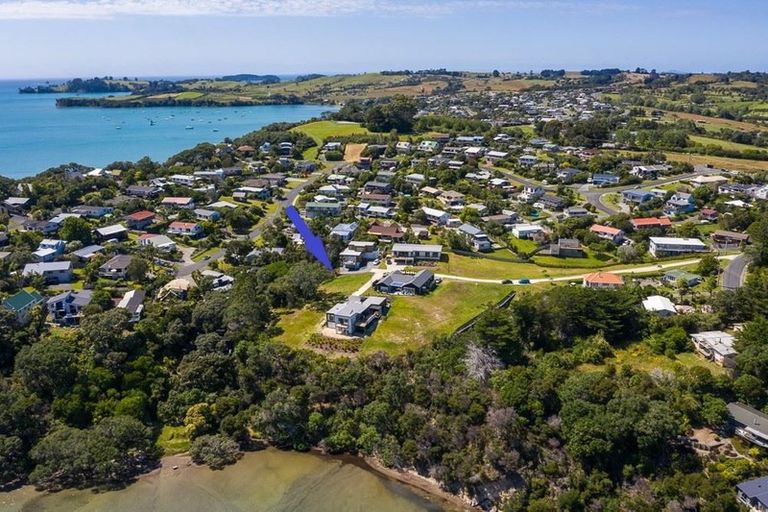 Photo of property in 8 Wendy Hood Way, Snells Beach, 0920