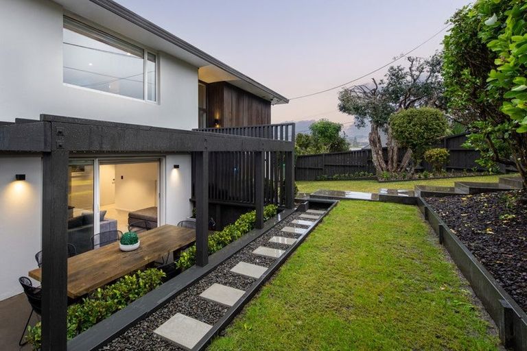 Photo of property in 7b Gulf Road, Murrays Bay, Auckland, 0630