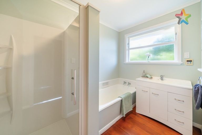 Photo of property in 108a Korokoro Road, Korokoro, Lower Hutt, 5012