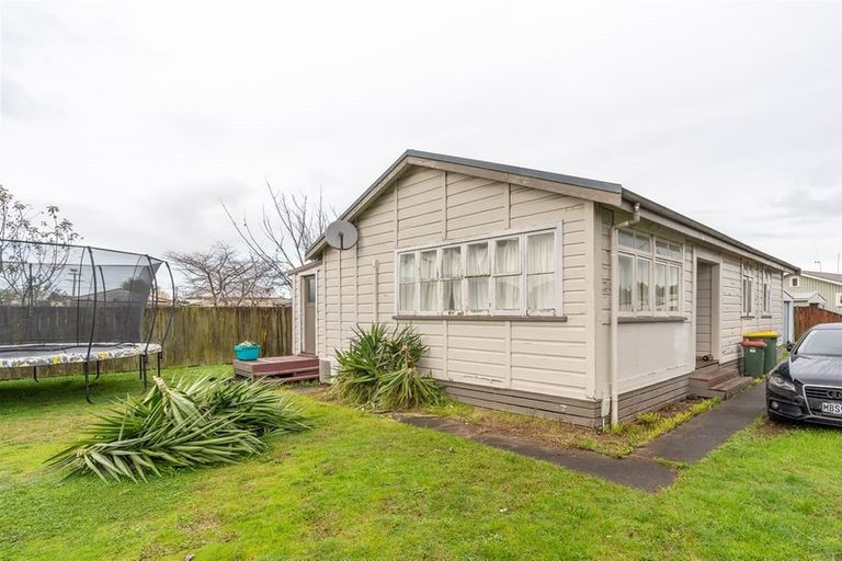 Photo of property in 143b Avalon Drive, Nawton, Hamilton, 3200