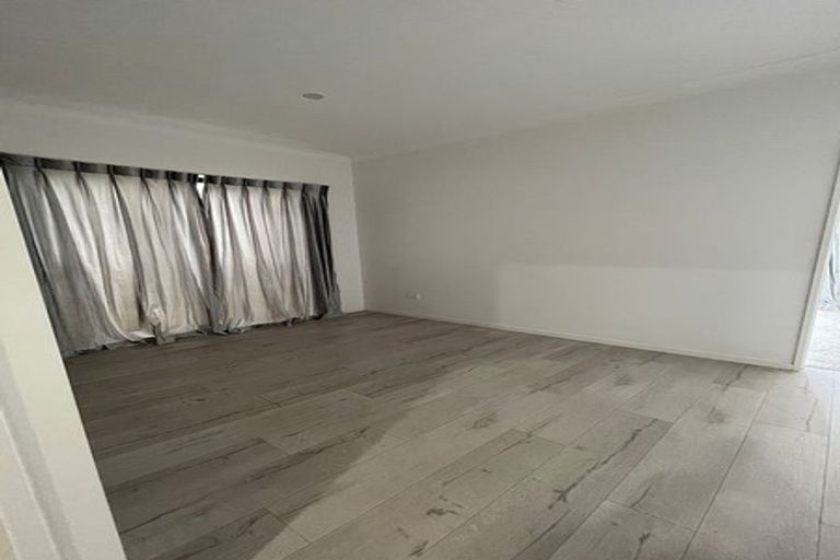 Photo of property in 34 Lime Hill Rise, Flat Bush, Auckland, 2019