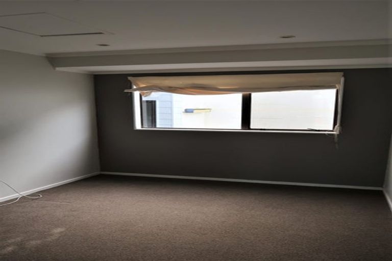 Photo of property in 282 Maungaraki Road, Maungaraki, Lower Hutt, 5010