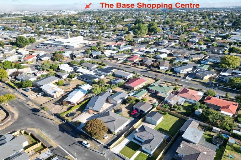 Photo of property in 16 Larnach Street, St Andrews, Hamilton, 3200