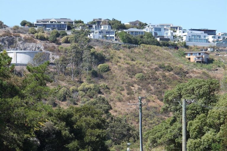 Photo of property in 3 Rifleman Lane, Redcliffs, Christchurch, 8081