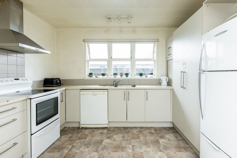 Photo of property in 19 Sefton Street, Havelock North, 4130