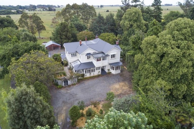 Photo of property in 31 Wanganui Road, Marton, 4710