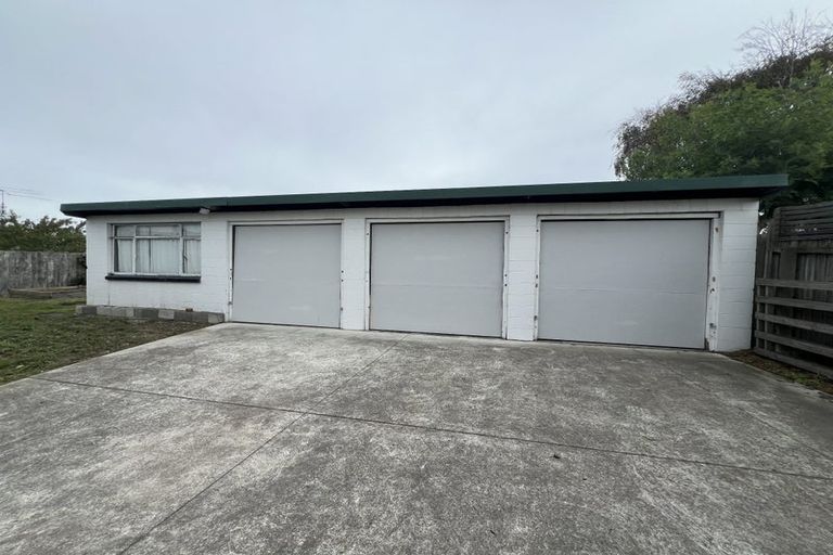 Photo of property in 6 Rowan Avenue, Aranui, Christchurch, 8061