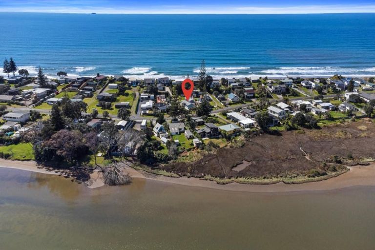 Photo of property in 591 Pukehina Parade, Pukehina, Te Puke, 3189