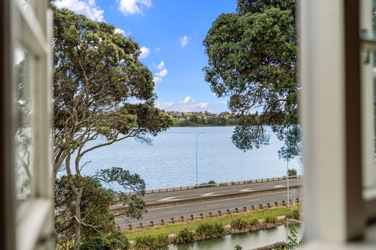 Photo of property in 15 Williams Street, Tauranga, 3110