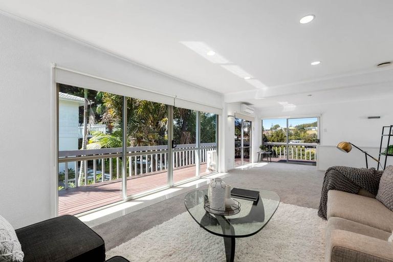 Photo of property in 5 Freya Place, Torbay, Auckland, 0630