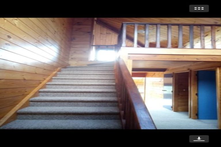 Photo of property in 3/125 Exmouth Road, Northcote, Auckland, 0627