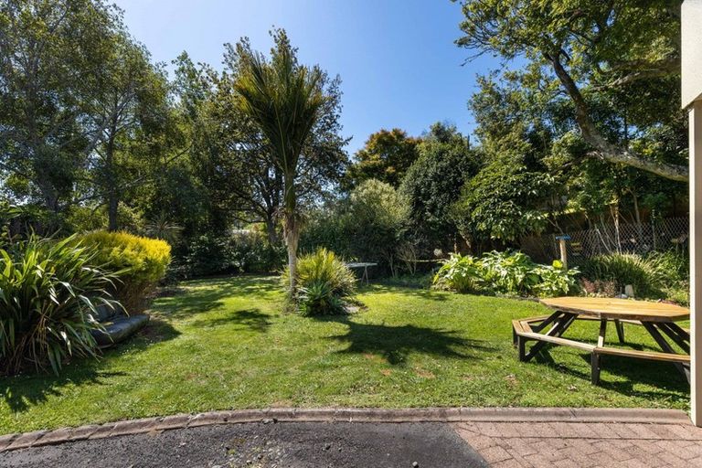 Photo of property in 58a Karina Road, Merrilands, New Plymouth, 4312