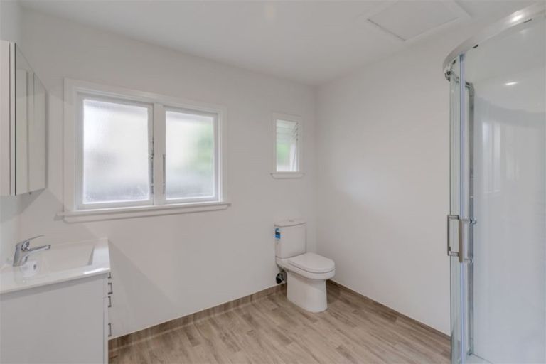 Photo of property in 2/69 Brockworth Place, Riccarton, Christchurch, 8011