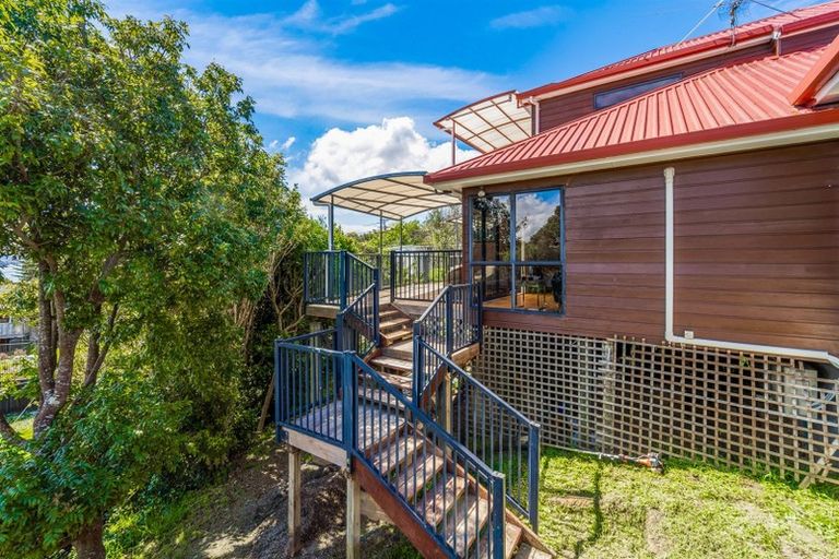 Photo of property in 118 Stanmore Bay Road, Stanmore Bay, Whangaparaoa, 0932