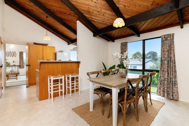 Photo of property in 4 Te Arawa Place, Welcome Bay, Tauranga, 3112