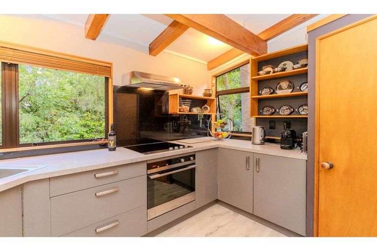 Photo of property in 6 Waipapa Landing Place, Kerikeri, 0230