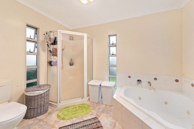 Photo of property in 66 Te Rangitautahanga Road, Turangi, 3334