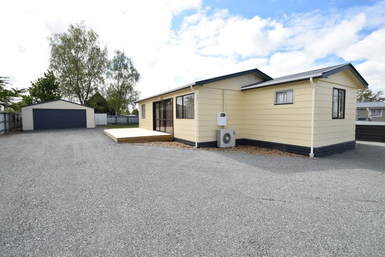 Photo of property in 11 Fraser Crescent, Twizel, 7901