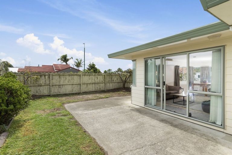 Photo of property in 42 Kane Road, Papamoa Beach, Papamoa, 3118