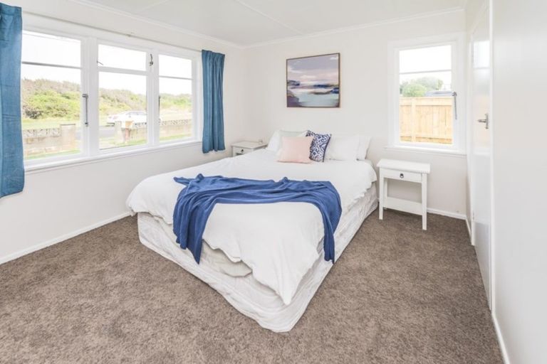 Photo of property in 9a Bamber Street, Castlecliff, Whanganui, 4501