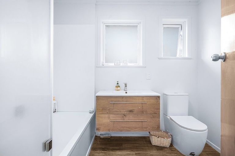 Photo of property in 9 Katherine Place, Melville, Hamilton, 3206