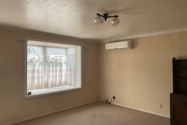 Photo of property in 2/127 Petrie Street, Richmond, Christchurch, 8013