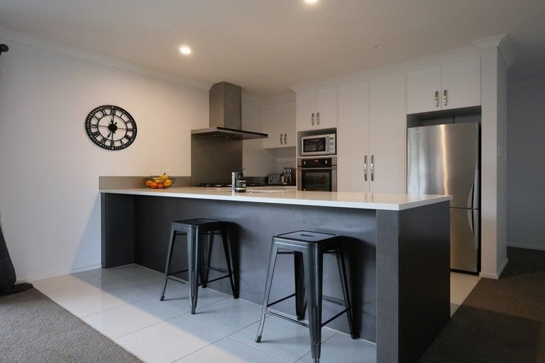 Photo of property in 8 Parkgrove Crescent, Pokeno, 2402