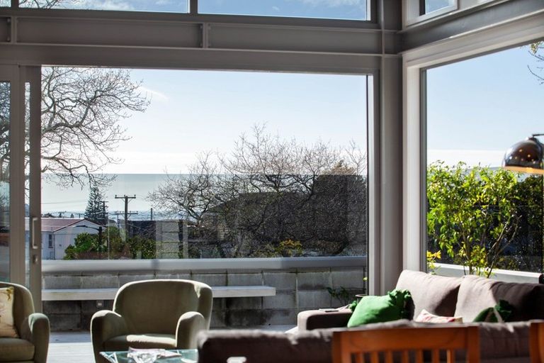 Photo of property in 9 Standish Street, New Plymouth, 4310