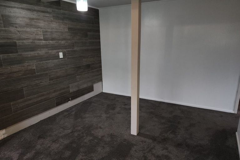 Photo of property in 1/198 Verbena Road, Birkdale, Auckland, 0626