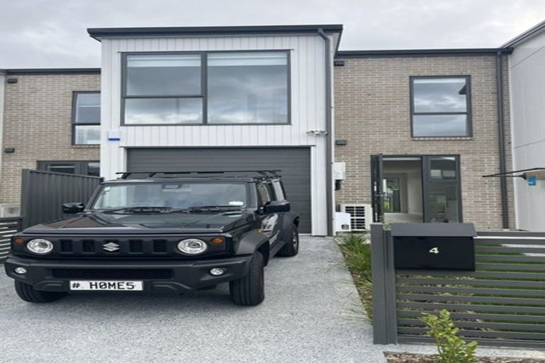 Photo of property in 4 Tokitoki Way, Kenepuru, Porirua, 5022