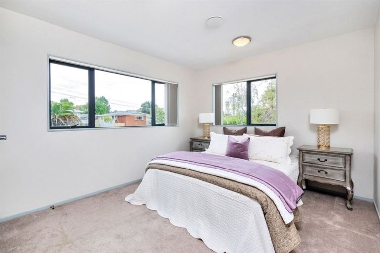 Photo of property in 7 Roberts Road, Te Atatu South, Auckland, 0610