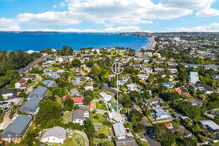 Photo of property in 10 William Hadlow Place, Hatfields Beach, Orewa, 0931