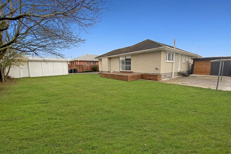 Photo of property in 52 Dunstan Crescent, Hornby, Christchurch, 8042