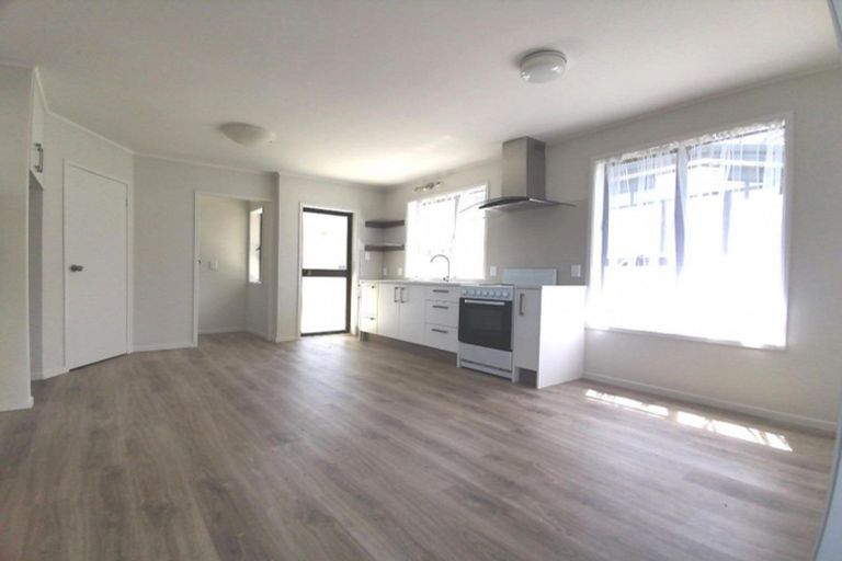 Photo of property in 1/23 Heron Place, Pakuranga Heights, Auckland, 2010