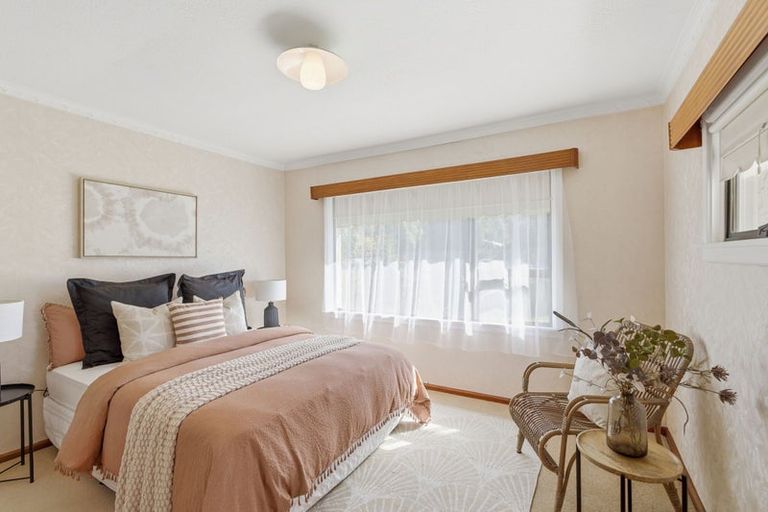 Photo of property in 302 Withells Road, Avonhead, Christchurch, 8042