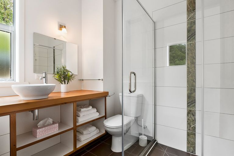 Photo of property in 14 Bewley Avenue, Macandrew Bay, Dunedin, 9014