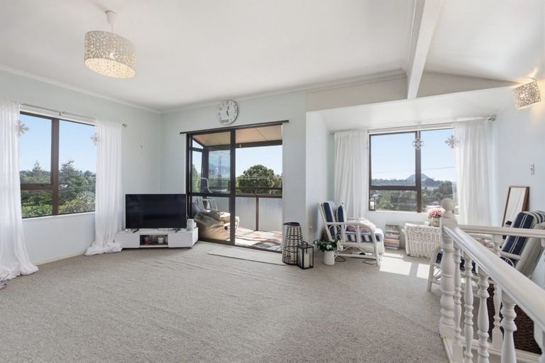 Photo of property in 12 Sutherland Road, Brookfield, Tauranga, 3110