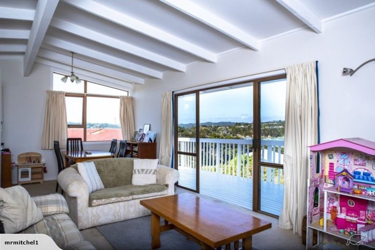 Photo of property in 4 Deeming Road, Okiato, Russell, 0272