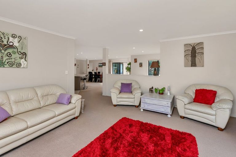 Photo of property in 55 Pyle Road West, One Tree Point, 0118