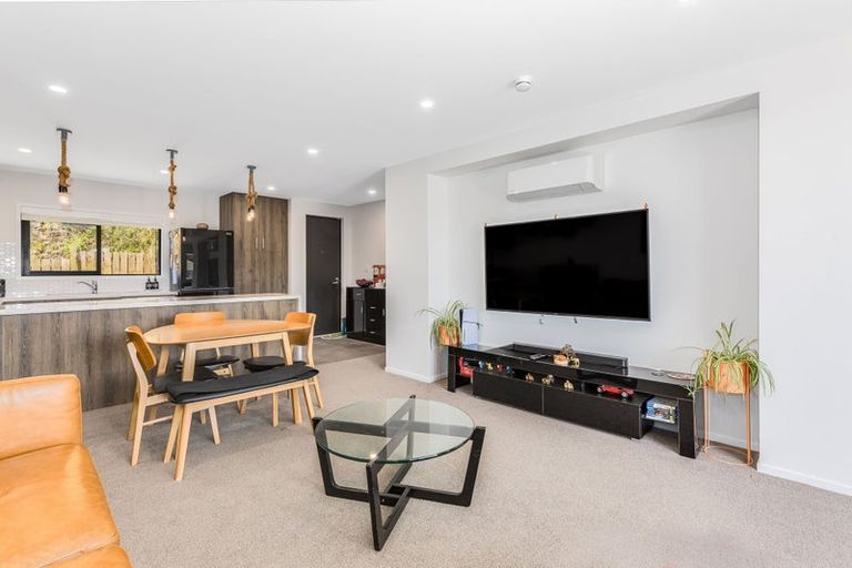 Photo of property in 25 Holystone Road, Whitby, Porirua, 5024