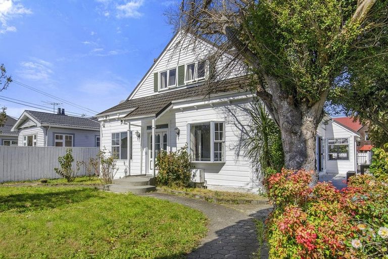 Photo of property in 16 Epuni Street, Hutt Central, Lower Hutt, 5011