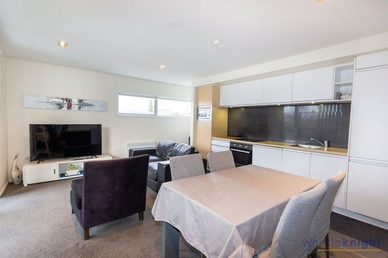 Photo of property in 2/193h Rattray Street, Riccarton, Christchurch, 8041