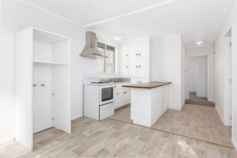 Photo of property in 37a Bedford Street, Cannons Creek, Porirua, 5024