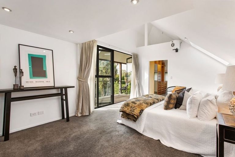 Photo of property in 3 Merivale Lane, Merivale, Christchurch, 8014