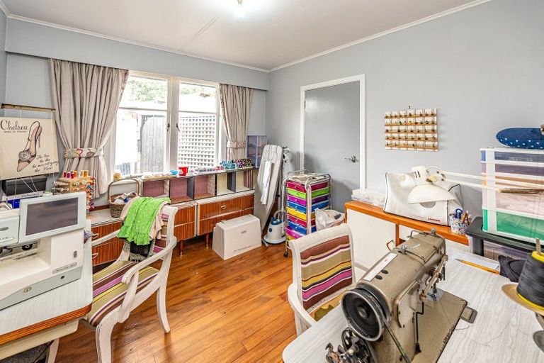 Photo of property in 64 Wikitoria Road, Putiki, Whanganui, 4501