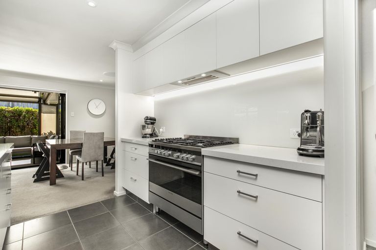 Photo of property in 59 Sunningdale Street, Wattle Downs, Auckland, 2103